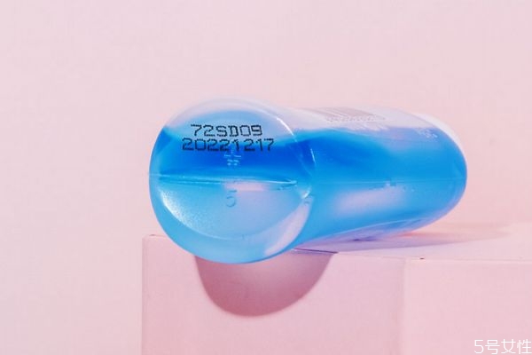 美寶蓮眼唇卸妝液需要乳化嗎 美寶蓮眼唇卸要搖勻嗎 美寶蓮眼唇卸妝液需要乳化嗎 美寶蓮眼唇卸要搖勻嗎