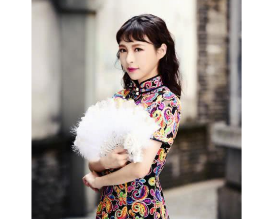 怎么穿旗袍日常 如何將旗袍穿出時尚感 怎么穿旗袍日常 如何將旗袍穿出時尚感