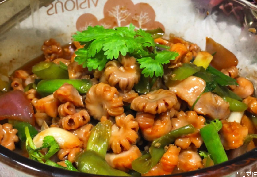 豬生腸怎么清洗 白灼豬生腸需要幾分鐘 豬生腸怎么清洗 白灼豬生腸需要幾分鐘