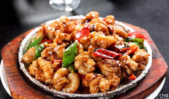 豬生腸怎么清洗 白灼豬生腸需要幾分鐘 豬生腸怎么清洗 白灼豬生腸需要幾分鐘