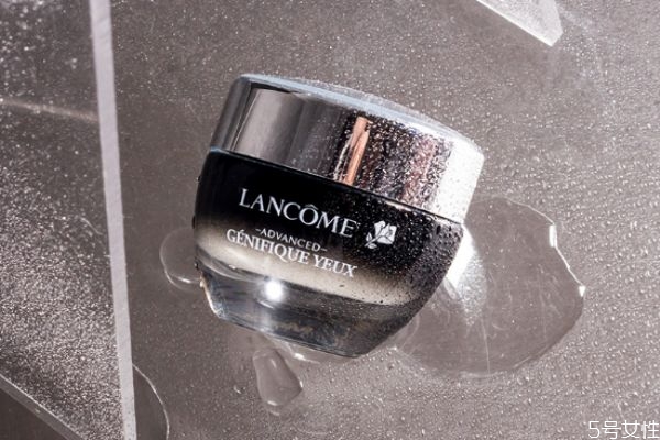 蘭蔻發(fā)光眼霜效果如何 大眼精華和發(fā)光眼霜買(mǎi)哪個(gè) 蘭蔻發(fā)光眼霜效果如何 大眼精華和發(fā)光眼霜買(mǎi)哪個(gè)