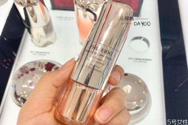 資生堂百優(yōu)眼霜和雅詩蘭黛眼霜哪個(gè)好 資生堂幾款眼霜區(qū)別 資生堂百優(yōu)眼霜和雅詩蘭黛眼霜哪個(gè)好 資生堂幾款眼霜區(qū)別