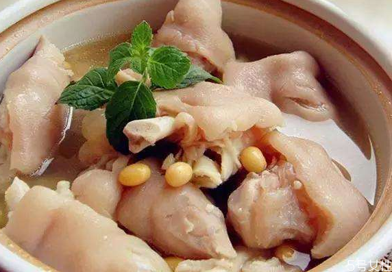 豬腳燉什么好吃 豬腳和什么燉最有營養(yǎng)