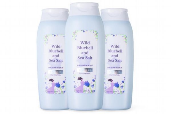 頭發(fā)出油脫發(fā)怎么辦 頭皮出油脫發(fā)是什么原因 頭發(fā)出油脫發(fā)怎么辦 頭皮出油脫發(fā)是什么原因