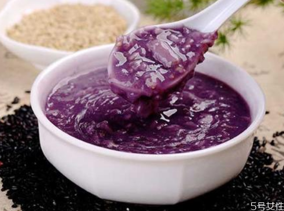 紫薯粥變藍色還能吃嗎 紫薯粥變藍色了咋辦 紫薯粥變藍色還能吃嗎 紫薯粥變藍色了咋辦