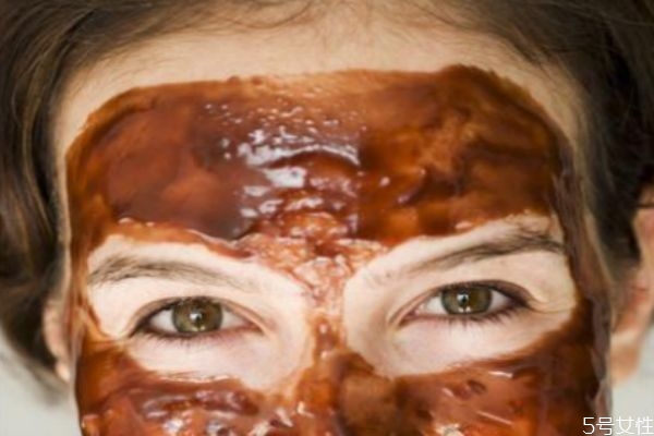 紅糖面膜真的能祛斑嗎 堅持敷紅糖面膜多久能淡斑 紅糖面膜真的能祛斑嗎 堅持敷紅糖面膜多久能淡斑