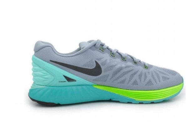 運(yùn)動(dòng)鞋后跟里面磨破了怎么修補(bǔ) 運(yùn)動(dòng)鞋內(nèi)襯破了怎么辦 運(yùn)動(dòng)鞋后跟里面磨破了怎么修補(bǔ) 運(yùn)動(dòng)鞋內(nèi)襯破了怎么辦