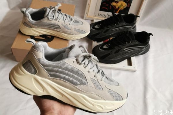 老爹鞋可以搭配裙子嗎 老爹鞋增高多少厘米 老爹鞋可以搭配裙子嗎 老爹鞋增高多少厘米