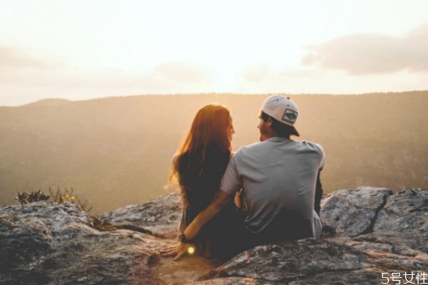 失戀了怎么辦才能放下一個(gè)人 失戀了適合去的地方 失戀了怎么辦才能放下一個(gè)人 失戀了適合去的地方