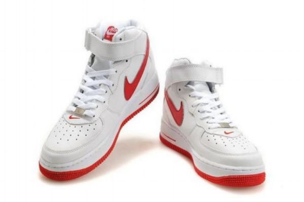 鞋味道大是劣質的嗎 新鞋子異味怎么快速去除 鞋味道大是劣質的嗎 新鞋子異味怎么快速去除