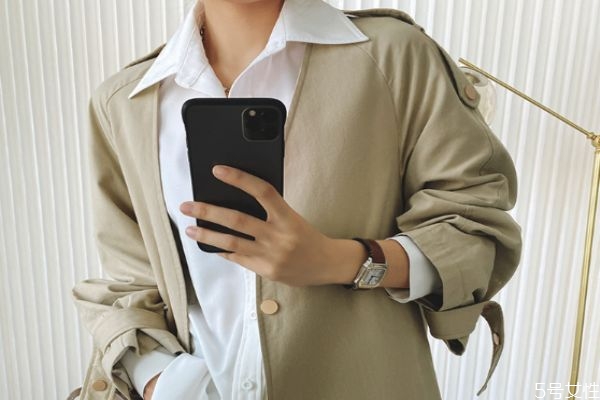 衣服領(lǐng)子愛臟怎么預(yù)防 白襯衫領(lǐng)子不臟小竅門 衣服領(lǐng)子愛臟怎么預(yù)防 白襯衫領(lǐng)子不臟小竅門