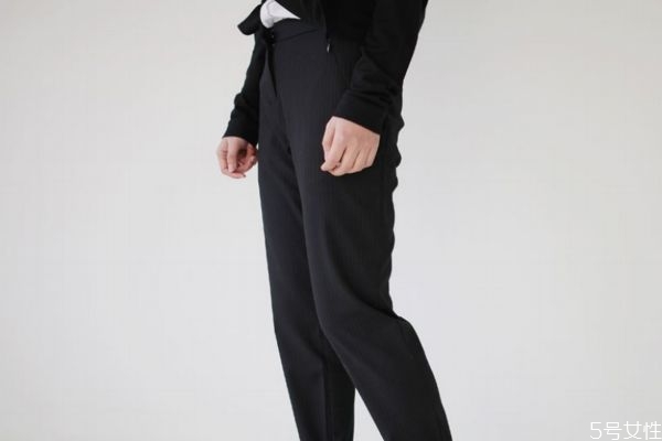 西裝褲褲線可以燙出來嗎 西褲用洗衣機(jī)洗了怎么辦