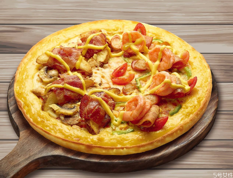 為什么披薩餅拷出來硬 披薩皮怎么烤才不會硬 為什么披薩餅拷出來硬 披薩皮怎么烤才不會硬