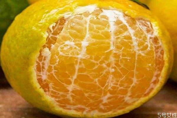 皇帝柑維生素c多嗎 吃皇帝柑的好處 皇帝柑維生素c多嗎 吃皇帝柑的好處