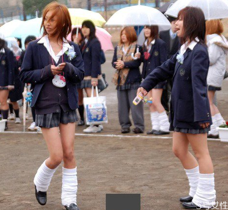 泡泡襪是什么 泡泡襪在日本為什么這么火 泡泡襪是什么 泡泡襪在日本為什么這么火