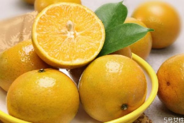 皇帝柑為什么青的還那么甜 皇帝柑買黃的還是青的 皇帝柑為什么青的還那么甜 皇帝柑買黃的還是青的
