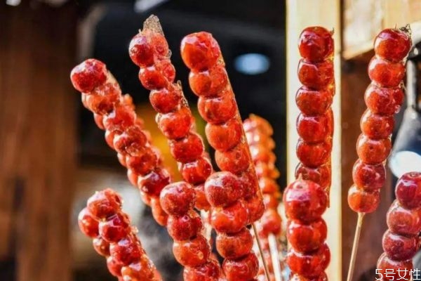 做好的糖葫蘆可以放冰箱嗎 糖葫蘆做完需要冷凍嗎 做好的糖葫蘆可以放冰箱嗎 糖葫蘆做完需要冷凍嗎