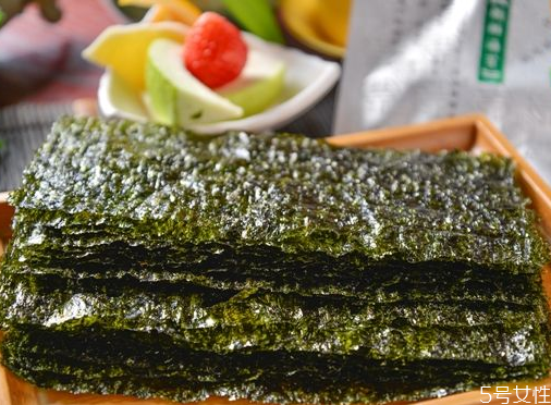海苔屬于什么類食品 海苔算海鮮忌口類的嗎 海苔屬于什么類食品 海苔算海鮮忌口類的嗎