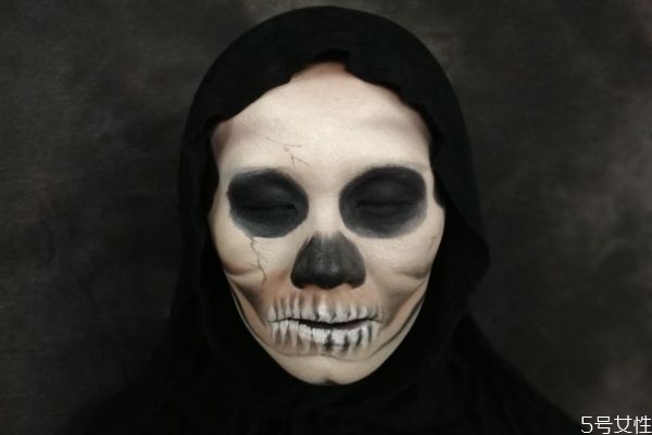 恐怖骷髏妝的畫法 毛戈平骷髏妝的畫法 恐怖骷髏妝的畫法 毛戈平骷髏妝的畫法