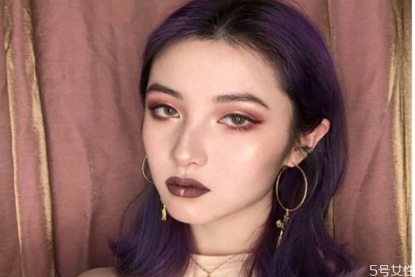 歐美眉型適合什么人 歐美風(fēng)妝容教程 歐美眉型適合什么人 歐美風(fēng)妝容教程