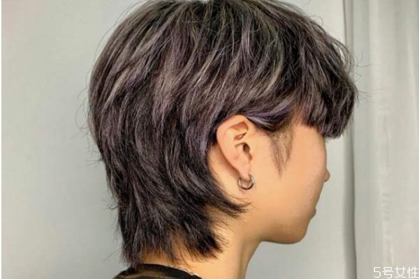 狼尾發(fā)型適合什么臉型 鯔魚頭和狼尾頭的區(qū)別 狼尾發(fā)型適合什么臉型 鯔魚頭和狼尾頭的區(qū)別