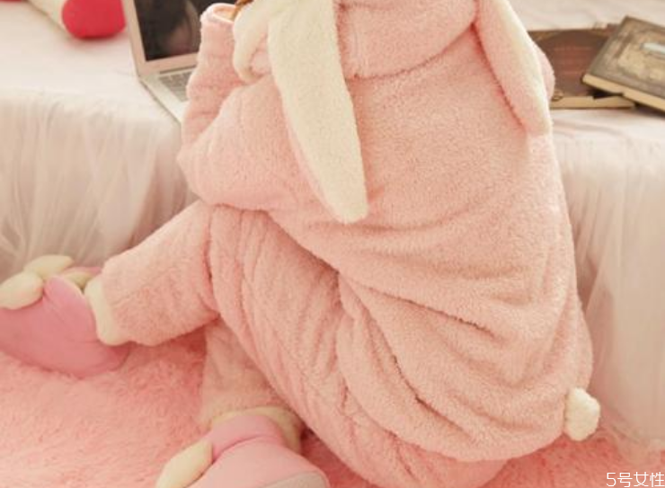 珊瑚絨睡衣哪個牌子質(zhì)量最好 冬季睡衣什么面料最好 珊瑚絨睡衣哪個牌子質(zhì)量最好 冬季睡衣什么面料最好