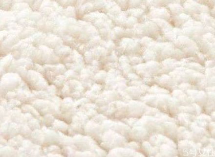 搖粒絨外套掉毛嗎 搖粒絨掉毛如何處理 搖粒絨外套掉毛嗎 搖粒絨掉毛如何處理