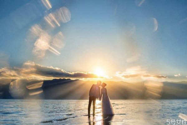 男朋友網戀算出軌嗎 男朋友網戀出軌該原諒嗎 男朋友網戀算出軌嗎 男朋友網戀出軌該原諒嗎