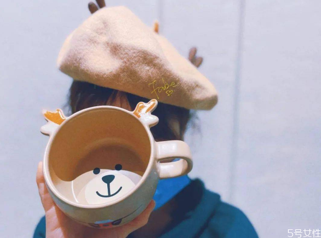 星巴克圣誕節(jié)限定杯子2020 星巴克圣誕節(jié)限定杯子價格 星巴克圣誕節(jié)限定杯子2020 星巴克圣誕節(jié)限定杯子價格