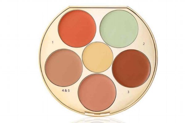 修容膏用手還是刷子 修容膏用在粉底液前還是之后 修容膏用手還是刷子 修容膏用在粉底液前還是之后