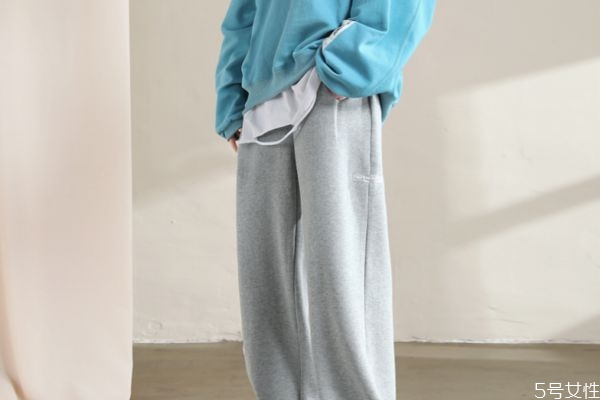 冬天闊腿褲怎么搭配 闊腿褲搭配雷區(qū) 冬天闊腿褲怎么搭配 闊腿褲搭配雷區(qū)