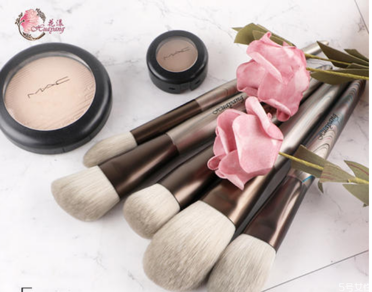 花漾藍橋化妝刷怎么樣 化妝刷有哪些材質(zhì) 花漾藍橋化妝刷怎么樣 化妝刷有哪些材質(zhì)