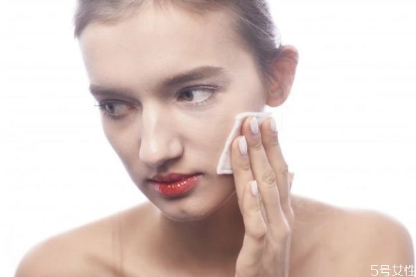 卸妝不洗臉可以睡覺嗎 只卸妝不洗臉可以嗎 卸妝不洗臉可以睡覺嗎 只卸妝不洗臉可以嗎