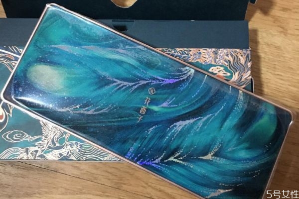 花西子眼影盤(pán)有哪些色號(hào) 花西子眼影盤(pán)使用心得 花西子眼影盤(pán)有哪些色號(hào) 花西子眼影盤(pán)使用心得