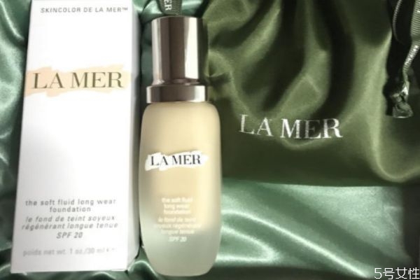 海藍之謎粉底液干嗎 海藍之謎粉底液適合干皮嗎