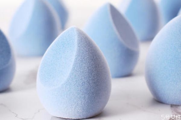 美妝蛋怎么分好壞 美妝蛋還是菱形海綿好用 美妝蛋怎么分好壞 美妝蛋還是菱形海綿好用