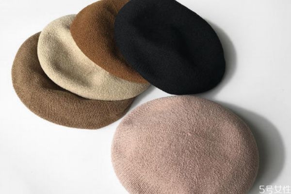 貝雷帽什么材質(zhì)比較好 貝雷帽和南瓜帽的區(qū)別 貝雷帽什么材質(zhì)比較好 貝雷帽和南瓜帽的區(qū)別