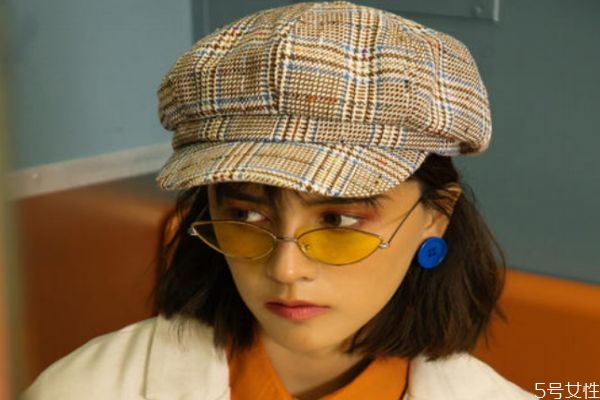 八角帽和報(bào)童帽一樣嗎 貝雷帽和報(bào)童帽的區(qū)別 八角帽和報(bào)童帽一樣嗎 貝雷帽和報(bào)童帽的區(qū)別