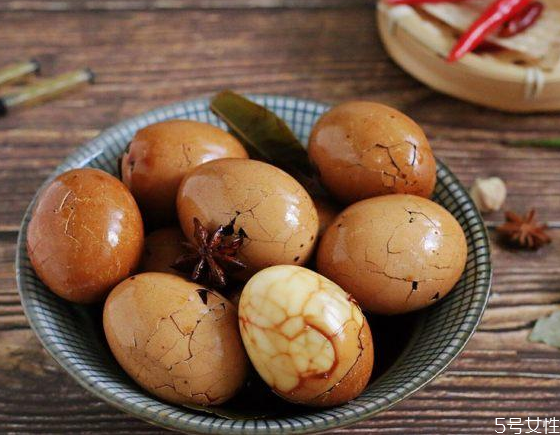 用什么茶葉煮茶葉蛋好 茶葉蛋用紅茶還是綠茶 用什么茶葉煮茶葉蛋好 茶葉蛋用紅茶還是綠茶