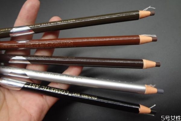 拉線眉筆為什么拉不動 拉線眉筆怎么撕筆桿卷紙 拉線眉筆為什么拉不動 拉線眉筆怎么撕筆桿卷紙