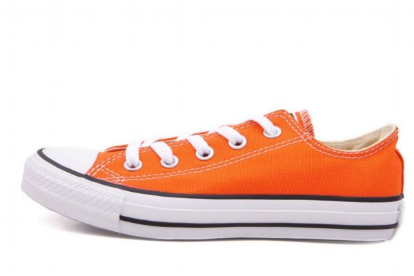 鞋底為什么會(huì)變黃 如何防止鞋底變黃