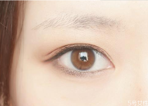 染眉膠是干什么的 眉膠和染眉膏的區(qū)別 染眉膠是干什么的 眉膠和染眉膏的區(qū)別