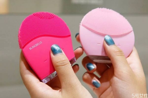 潔面儀多久用一次好 潔面儀會(huì)不會(huì)毛孔粗大 潔面儀多久用一次好 潔面儀會(huì)不會(huì)毛孔粗大