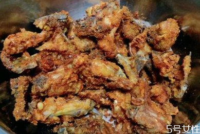 炸雞架怎么做 炸雞架的面糊制作方法 炸雞架怎么做 炸雞架的面糊制作方法