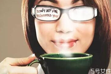 眼鏡起霧怎么解決 冬天戴口罩眼鏡不起霧的方法 眼鏡起霧怎么解決 冬天戴口罩眼鏡不起霧的方法