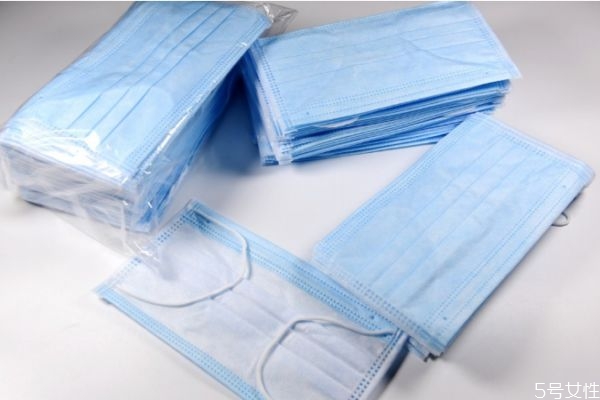 一個口罩戴三天會怎么樣 一個口罩可以戴幾天 一個口罩戴三天會怎么樣 一個口罩可以戴幾天