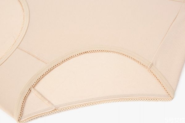 內褲上有血漬不是例假是什么原因 內褲上有褐色分泌物