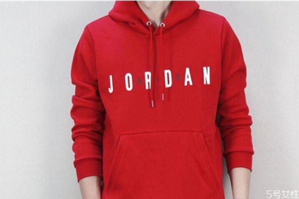 套頭衣服領子小怎么辦 圓領小了如何改大 套頭衣服領子小怎么辦 圓領小了如何改大