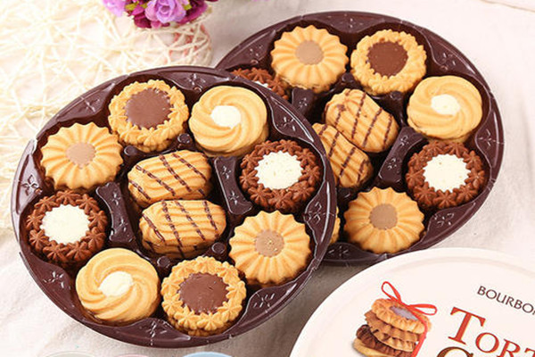 經(jīng)常吃零食的危害 經(jīng)常吃零食對身體的影響 經(jīng)常吃零食的危害 經(jīng)常吃零食對身體的影響