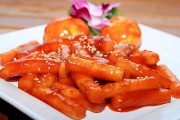 炒年糕怎么做好吃 炒年糕的簡單做法 炒年糕怎么做好吃 炒年糕的簡單做法